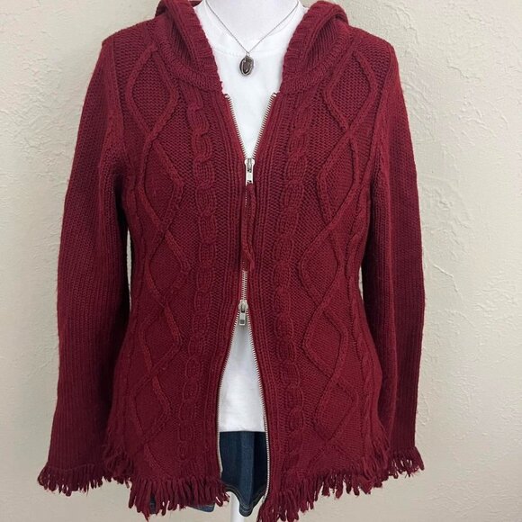 Burgundy cable knit y2k cardigan with fringe detailing and double zipper closure - Picture 3 of 8